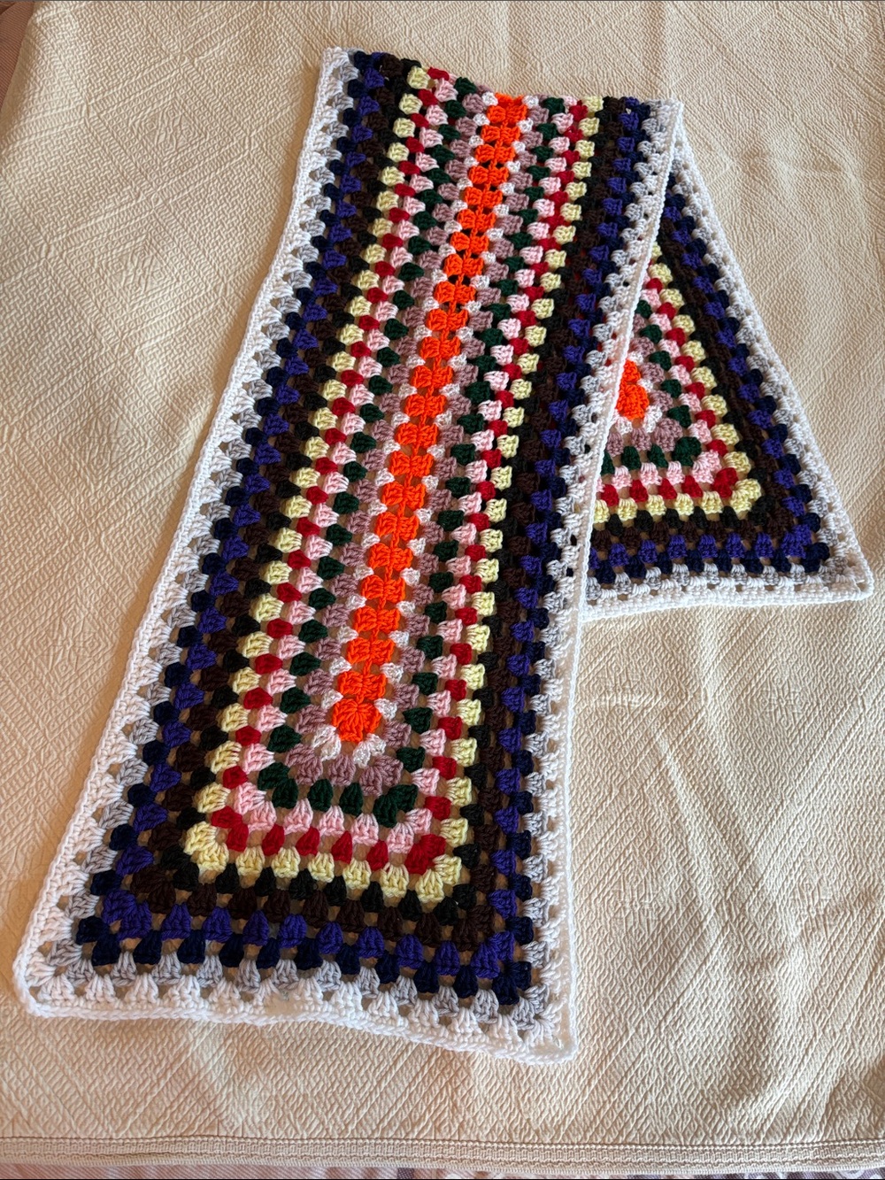 Handcrafted Multicolor Crochet Throw Runner - White Trim Decorative Clear Bids ! - Picture 4 of 9